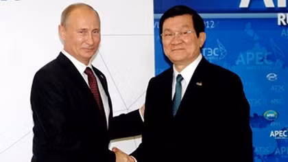 Tổng thống Putin và Chủ tịch nước Trương Tấn Sang bên lề diễn đàn APEC. Tổng thống Putin và Chủ tịch nước Trương Tấn Sang bên lề diễn đàn APEC.