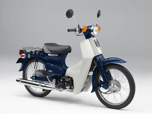 Honda Super Cup 50 có thể không quá phổ biến đối với người dùng Bắc Mỹ hoặc châu Âu nhưng tại châu Á (tiêu biểu là thị trường Việt Nam, Thái Lan hay quê nhà Nhật Bản), nó xứng đáng đứng ở vị trí đầu tiên trong số những chiếc xe mang tính biểu tượng trong ngành công nghiệp mô tô. Không sở hữu sức mạnh “kinh hồn”, cũng không hầm hố dữ dằn, chiếc xe 50 phân khối của Honda "ghi điểm" trong mắt người dùng như một phương tiện lưu thông thường ngày đầy tin cậy.
