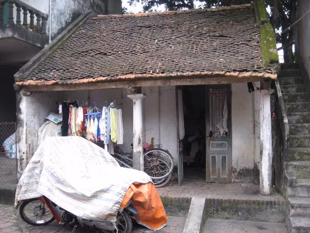 Ngôi nhà của mẹ Huê và con gái sinh sống đã càng trở nên lạnh lẽo Ngôi nhà của mẹ Huê và con gái sinh sống đã càng trở nên lạnh lẽo