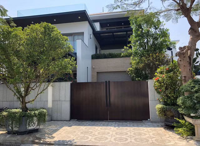 Bán đất công giá bèo, quan chức nào đã bị biến chất? ảnh 4 Bán đất công giá bèo, quan chức nào đã bị biến chất? ảnh 4