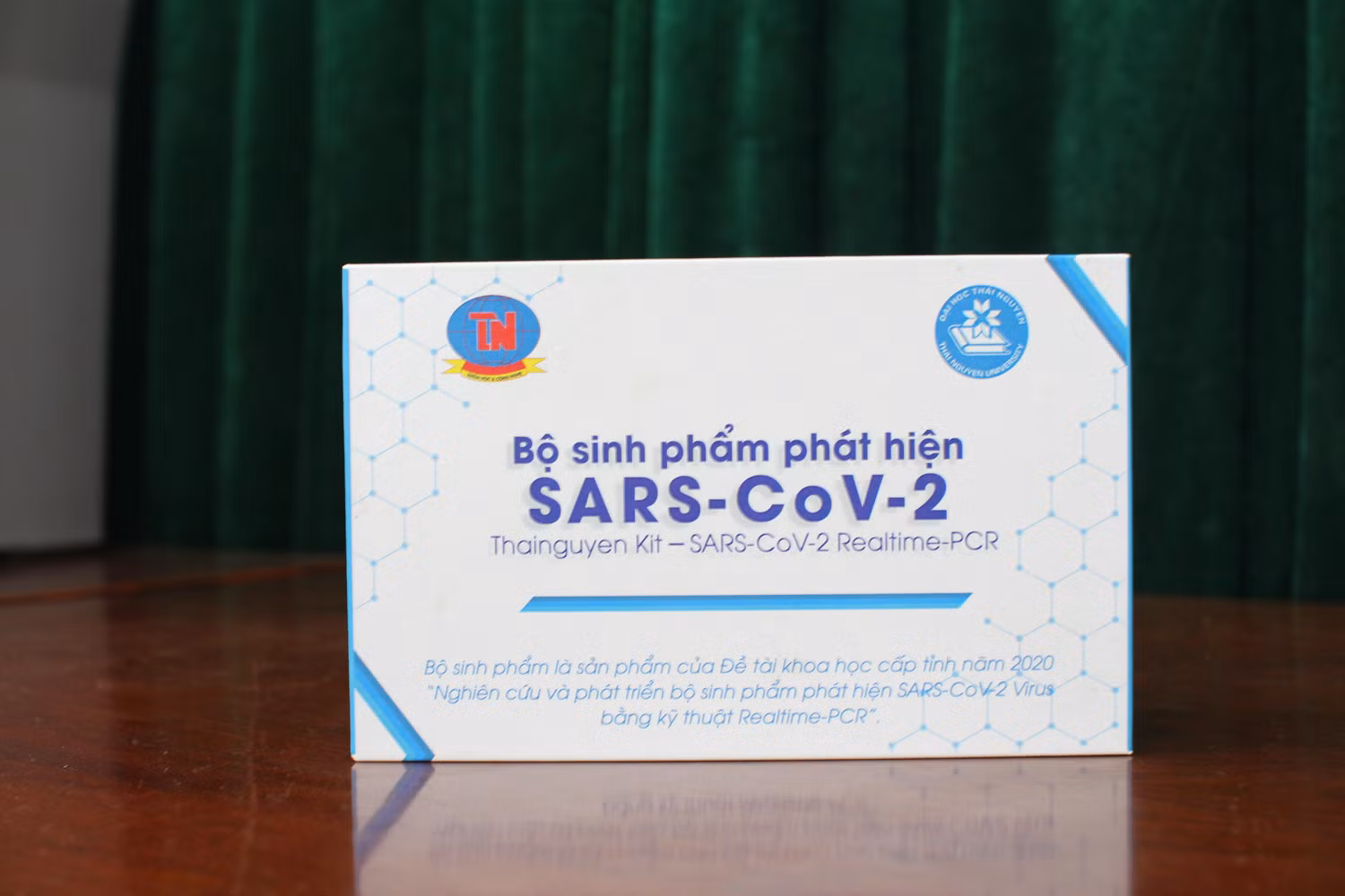 Nhà trường nghiên cứu thành công đề tài nghiên cứu khoa học cấp tỉnh: “Nghiên cứu và phát triển bộ sinh phẩm phát hiện SARS-COV2 bằng kỹ thuật Realtime-PCR”.
