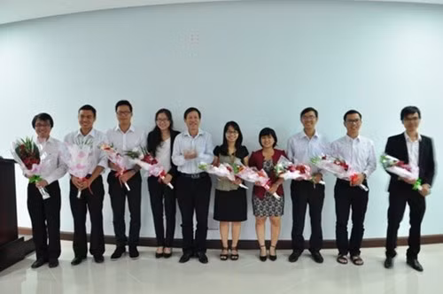 Giảng viên du học bằng ngân sách không về, ta mất cả người lẫn của ảnh 3