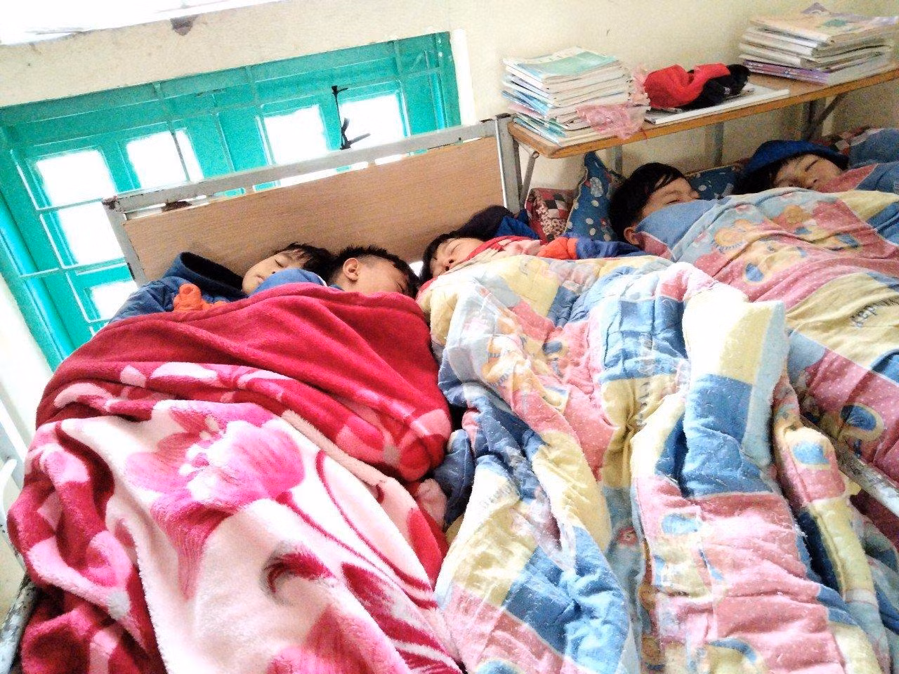 Học sinh bán trú ở Nậm Pồ không bị đói, bị rét trong mùa Đông lạnh kỷ lục.