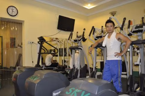 Không nghỉ đủ giữa các bài tập: Cần dành đủ thời gian để phục hồi giữa các bài luyện tập, một nhóm cơ cần nghỉ đủ 72 giờ trước khi tập luyện lại. Xem thêm:Điểm danh một số loại rau, quả giúp hạ huyết áp