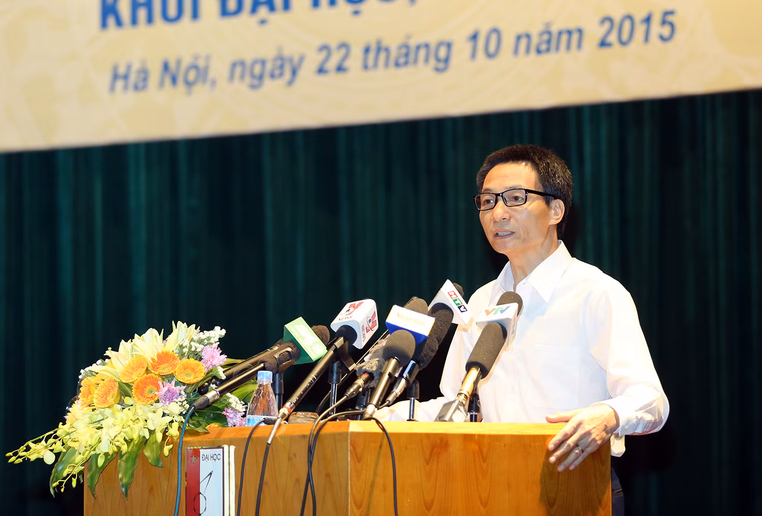 Thầy Văn Như Cương chỉ thẳng điểm yếu kém của nền giáo dục hiện nay ảnh 2