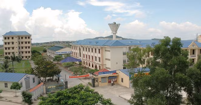 Trường Cao đẳng Y Dược Hà Nội thuê địa điểm của Trường Cao đẳng nghề Duyên hải (tại Hải Phòng) để đào tạo "chui" chuyên ngành Dược và Điều dưỡng (Ảnh: CTV) Trường Cao đẳng Y Dược Hà Nội thuê địa điểm của Trường Cao đẳng nghề Duyên hải (tại Hải Phòng) để đào tạo "chui" chuyên ngành Dược và Điều dưỡng (Ảnh: CTV)