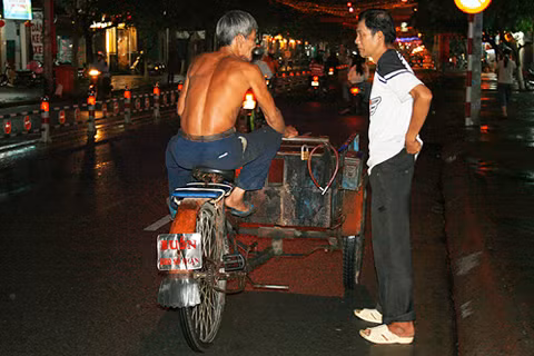 Buồn cho số phận.