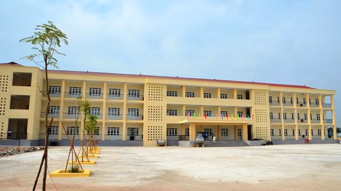Gần 200 tỷ đồng được đầu tư xây dựng cơ sở vật chất, bổ sung trang thiết bị dạy học cho các trường trên địa bàn thành phố Móng Cái (Ảnh: CTV) Gần 200 tỷ đồng được đầu tư xây dựng cơ sở vật chất, bổ sung trang thiết bị dạy học cho các trường trên địa bàn thành phố Móng Cái (Ảnh: CTV)