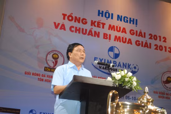 Năm nay, bầu Đệ cũng gây sốc không kém.