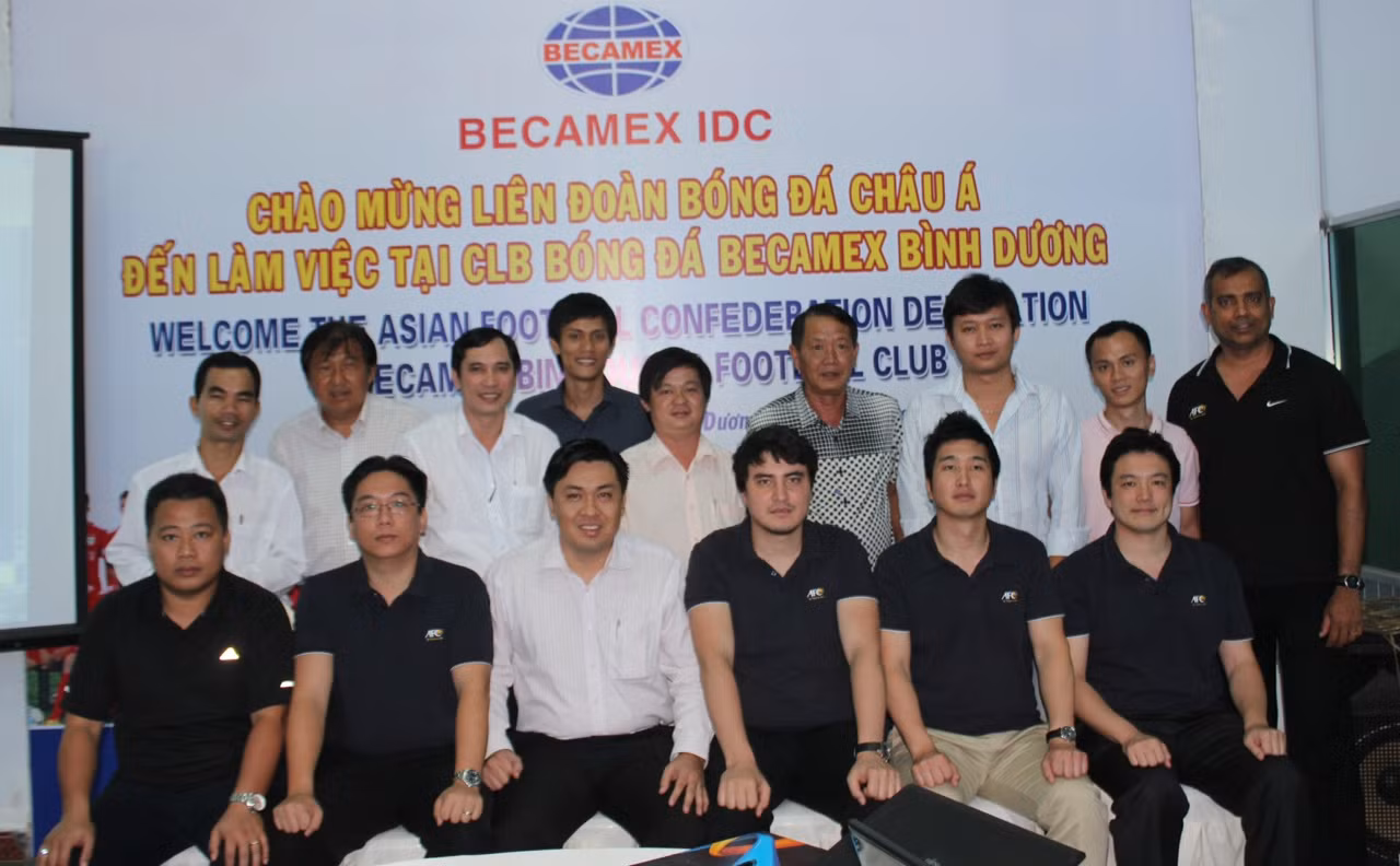 AFC làm việc với câu lạc bộ B.Bình Dương. AFC làm việc với câu lạc bộ B.Bình Dương.