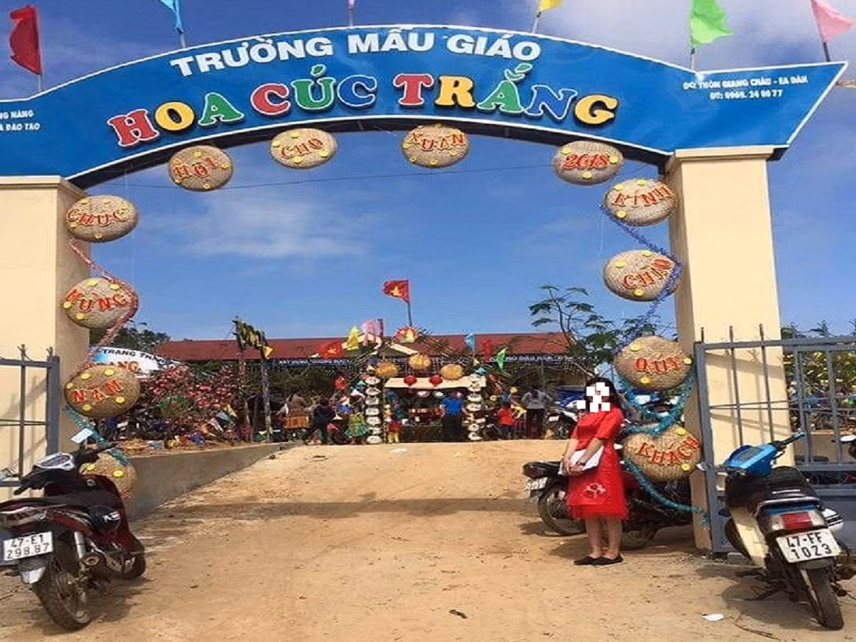 Ban giám hiệu trường mẫu giáo Hoa Cúc Trắng bị kiểm điểm vì nhiều khoản thu sai quy định. Ảnh: CTV