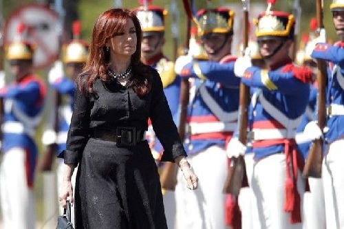Cristina Fernandez de Kirchner - nữ Tổng thống dân cử đầu tiên của Argentina