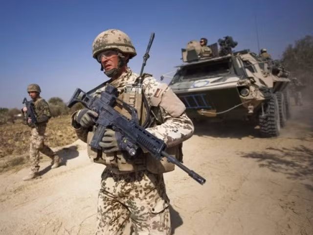 Binh lính NATO tại Afghanistan Binh lính NATO tại Afghanistan