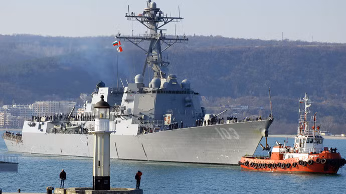USS Truxton USS Truxton