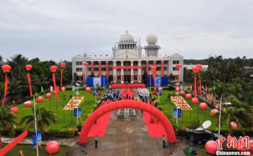 Trung Quốc thành lập trái phép "thành phố Tam Sa" (vi phạm nghiêm trọng chủ quyền biển đảo của Việt Nam), đồng thời cũng thành lập cái gọi là "Khu phòng thủ Tam Sa", dự kiến họ còn triển khai tàu lặn Giao Long ở biển Đông vào tháng 4-5/2013 để thăm dò tài nguyên. Trung Quốc thành lập trái phép "thành phố Tam Sa" (vi phạm nghiêm trọng chủ quyền biển đảo của Việt Nam), đồng thời cũng thành lập cái gọi là "Khu phòng thủ Tam Sa", dự kiến họ còn triển khai tàu lặn Giao Long ở biển Đông vào tháng 4-5/2013 để thăm dò tài nguyên.