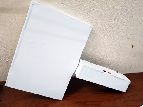 Máy phát hiện gian lận thi cử. (Ảnh: Nhân vật cung cấp) Máy phát hiện gian lận thi cử. (Ảnh: Nhân vật cung cấp)