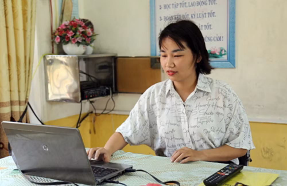 Cô giáo Hoàng Thị Thu, giáo viên dạy Toán của Trường Trung học cơ sở Nguyễn Đức Cảnh (thị xã Đông Triều, Quảng Ninh) (Ảnh: CTV)