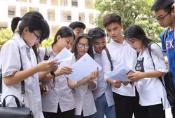 Thấy gì khi môn Giáo dục Công dân có nhiều điểm 10?