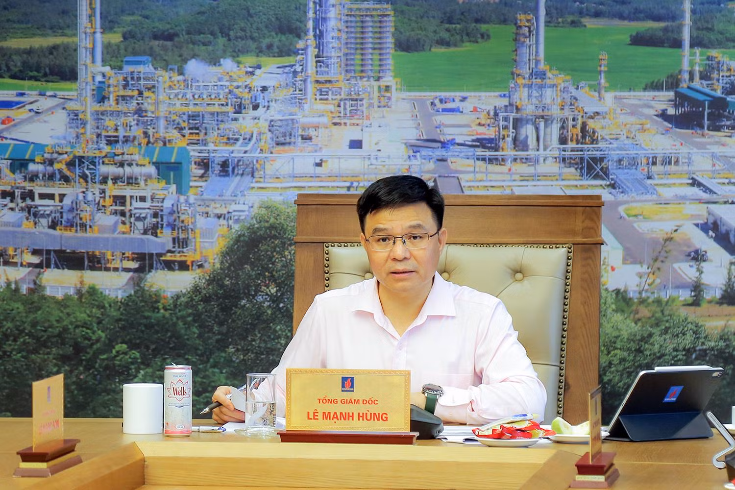 Tổng giám đốc Lê Mạnh Hùng chủ trì giao ban Tổng giám đốc Lê Mạnh Hùng chủ trì giao ban