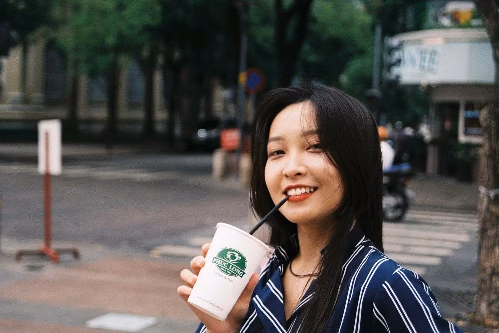 Nguyễn Hoàng Thiên Trúc - Cựu sinh viên Trường Đại học Khoa học xã hội và nhân văn Thành phố Hồ Chí Minh. (Ảnh: Nhân vật cung cấp) Nguyễn Hoàng Thiên Trúc - Cựu sinh viên Trường Đại học Khoa học xã hội và nhân văn Thành phố Hồ Chí Minh. (Ảnh: Nhân vật cung cấp)