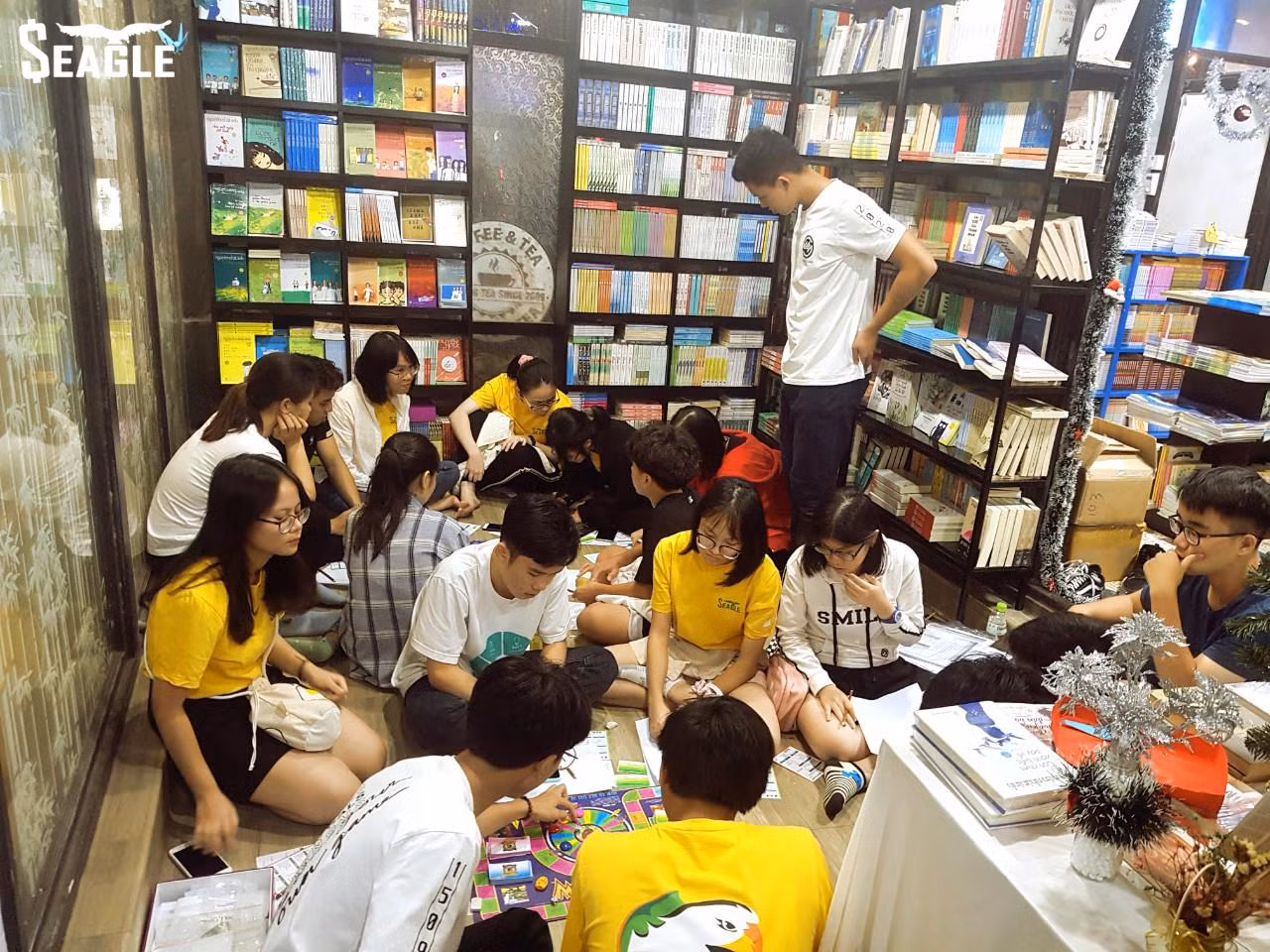Sự kiện offline trên bàn cờ Cashflow. (Ảnh: SEAGLE Project) Sự kiện offline trên bàn cờ Cashflow. (Ảnh: SEAGLE Project)