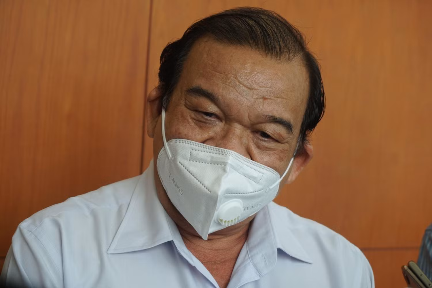 Ông Lê Minh Tấn, Giám đốc Sở Lao động Thương binh và Xã hội Thành phố Hồ Chí Minh trả lời báo chí vào trưa ngày 19/10. (Ảnh: Baotintuc.vn) Ông Lê Minh Tấn, Giám đốc Sở Lao động Thương binh và Xã hội Thành phố Hồ Chí Minh trả lời báo chí vào trưa ngày 19/10. (Ảnh: Baotintuc.vn)