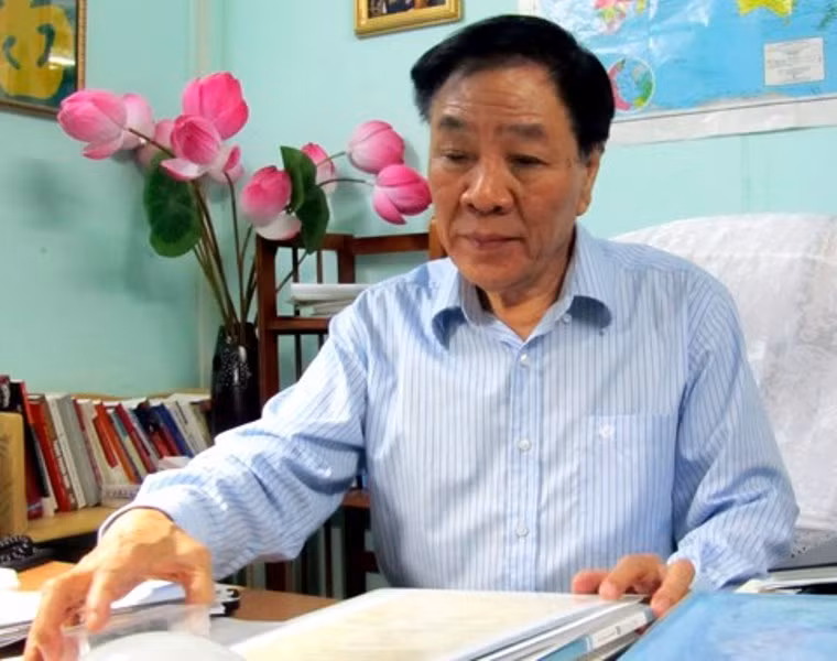 Ông Mai Trọng Tuấn, một cựu phi công quân sự - ảnh: Tiền Phong Ông Mai Trọng Tuấn, một cựu phi công quân sự - ảnh: Tiền Phong