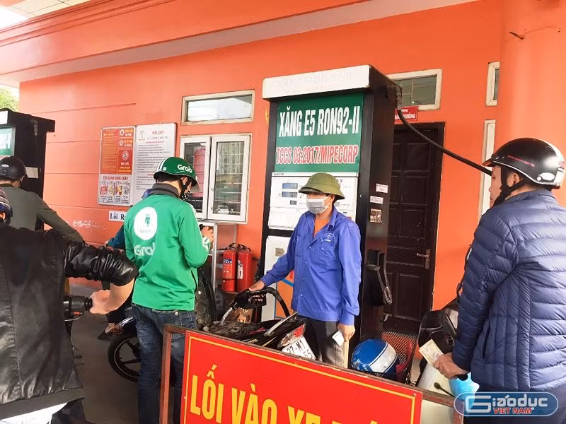 Dự thảo của Bộ Giao thông"khai tử" taxi công nghệ là lười suy nghĩ, đi giật lùi? ảnh 3 Dự thảo của Bộ Giao thông"khai tử" taxi công nghệ là lười suy nghĩ, đi giật lùi? ảnh 3