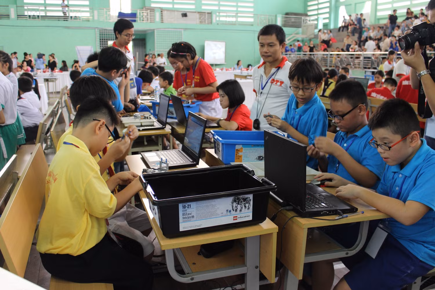 Học sinh Việt Nam tham gia cuộc thi Robothon quốc tế tại Malaysia. Ảnh: CTV Học sinh Việt Nam tham gia cuộc thi Robothon quốc tế tại Malaysia. Ảnh: CTV