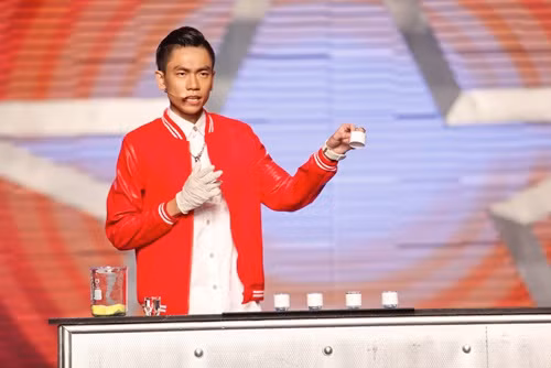 Những trò lố kiểu uống nhầm a xít đã ảnh hưởng không nhỏ đến uy tín của các show tìm kiếm tài năng trên sóng truyền hình