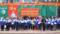 Thầy trò Trường Bế Văn Đàn tất bật nấu bánh chưng tặng học sinh vui Tết ảnh 6