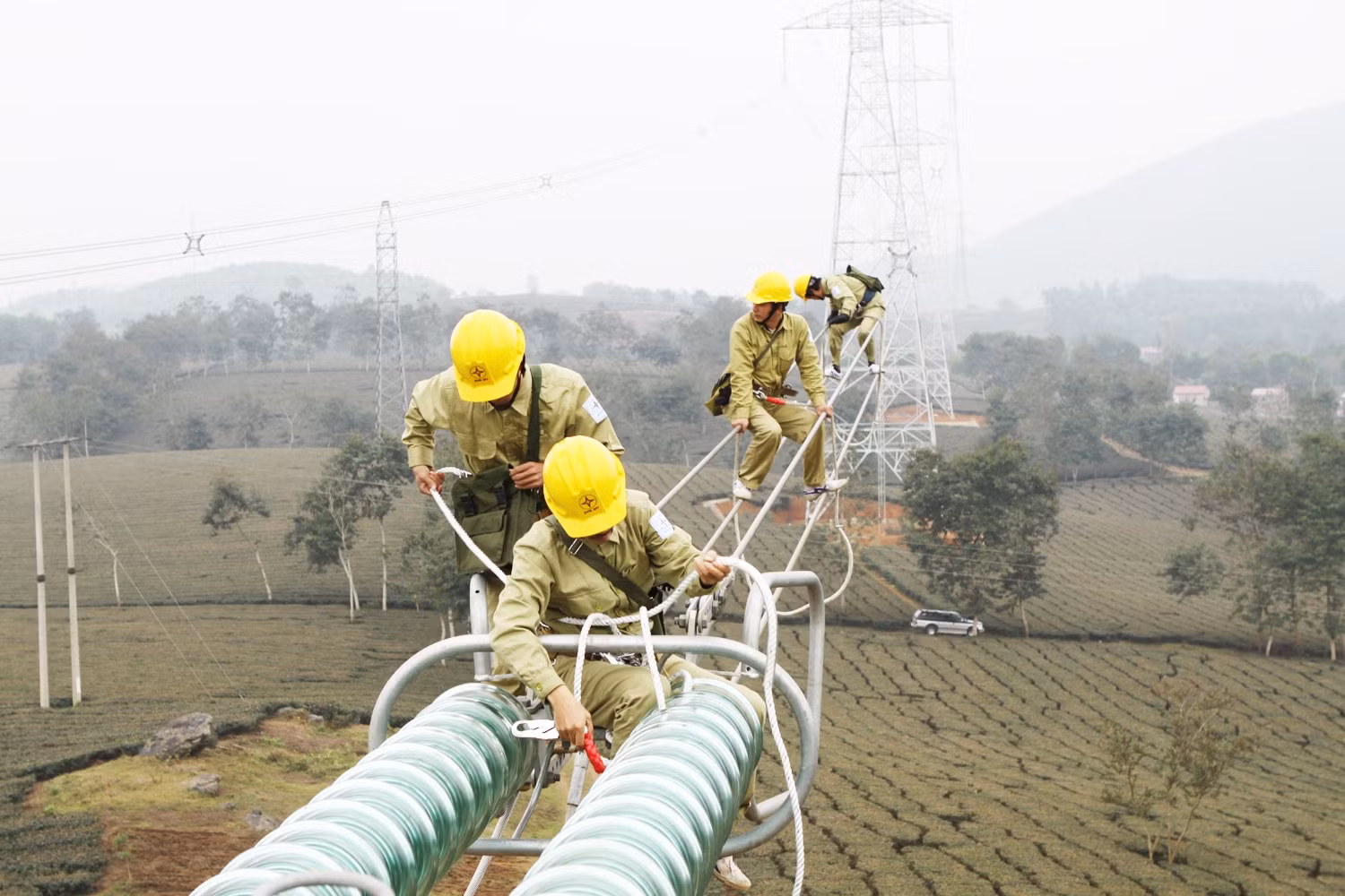 EVNNPT đang đứng trước cơ hội lớn để trở thành doanh nghiệp nằm trong top 10 châu Á. (Ảnh: EVNNPT) EVNNPT đang đứng trước cơ hội lớn để trở thành doanh nghiệp nằm trong top 10 châu Á. (Ảnh: EVNNPT)