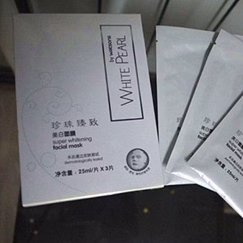 Sản phẩm mặt nạ dưỡng da White Pearl của Watsons chị Jin đã sử dụng. Sản phẩm mặt nạ dưỡng da White Pearl của Watsons chị Jin đã sử dụng.