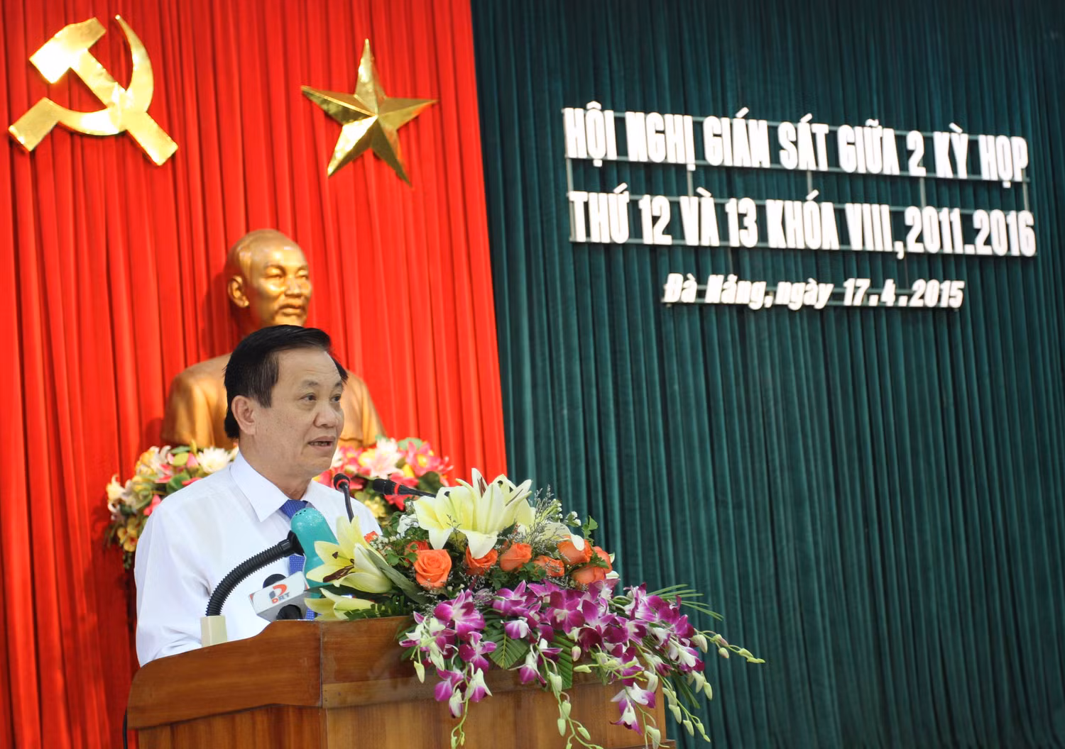 Bí thư Thành ủy Đà Nẵng Trần Thọ: "Đã có lần tôi đã nói với lãnh đạo thành phố là tôi sẵn sàng nhận trách nhiệm về việc này đối với Chính phủ, với Trung ương". Ảnh Thùy Linh Bí thư Thành ủy Đà Nẵng Trần Thọ: "Đã có lần tôi đã nói với lãnh đạo thành phố là tôi sẵn sàng nhận trách nhiệm về việc này đối với Chính phủ, với Trung ương". Ảnh Thùy Linh