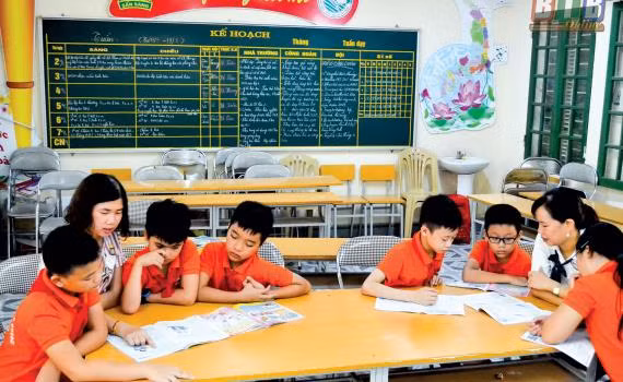 Các địa phương trong tỉnh Thái Bình tích cực thực hiện việc sáp nhập trường học thành trường phổ thông nhiều cấp học (Ảnh: Báo Thái Bình) Các địa phương trong tỉnh Thái Bình tích cực thực hiện việc sáp nhập trường học thành trường phổ thông nhiều cấp học (Ảnh: Báo Thái Bình)