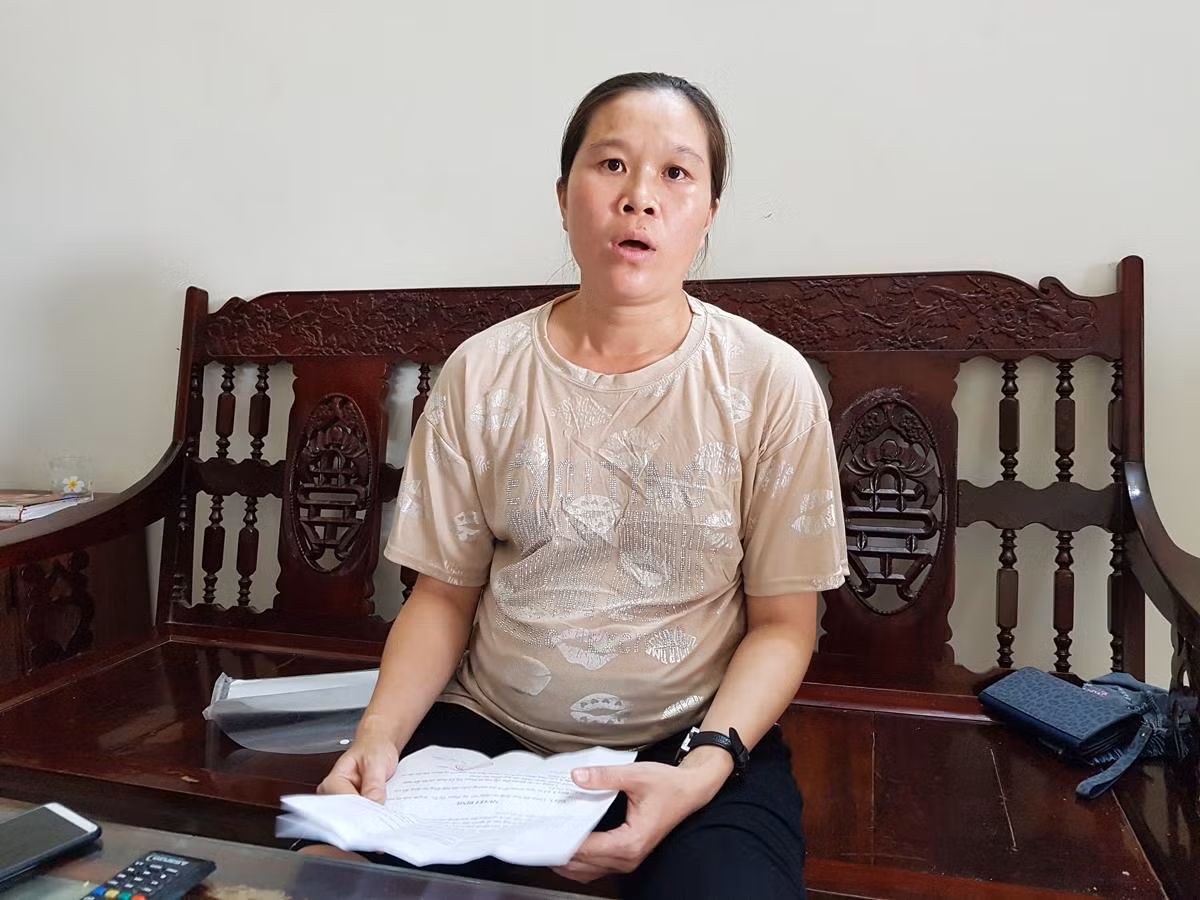 Sở Giáo dục và Đào tạo cho rằng, Trường Trung học phổ thông Nhữ Văn Lan chấm dứt hợp đồng với cô giáo Phạm Thị Én là chưa đúng (Ảnh: Lã Tiến)