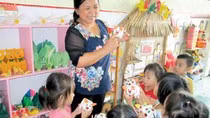 Từ xưa đến giờ, người thầy đứng ở đâu trên bậc thang kính trọng? ảnh 3