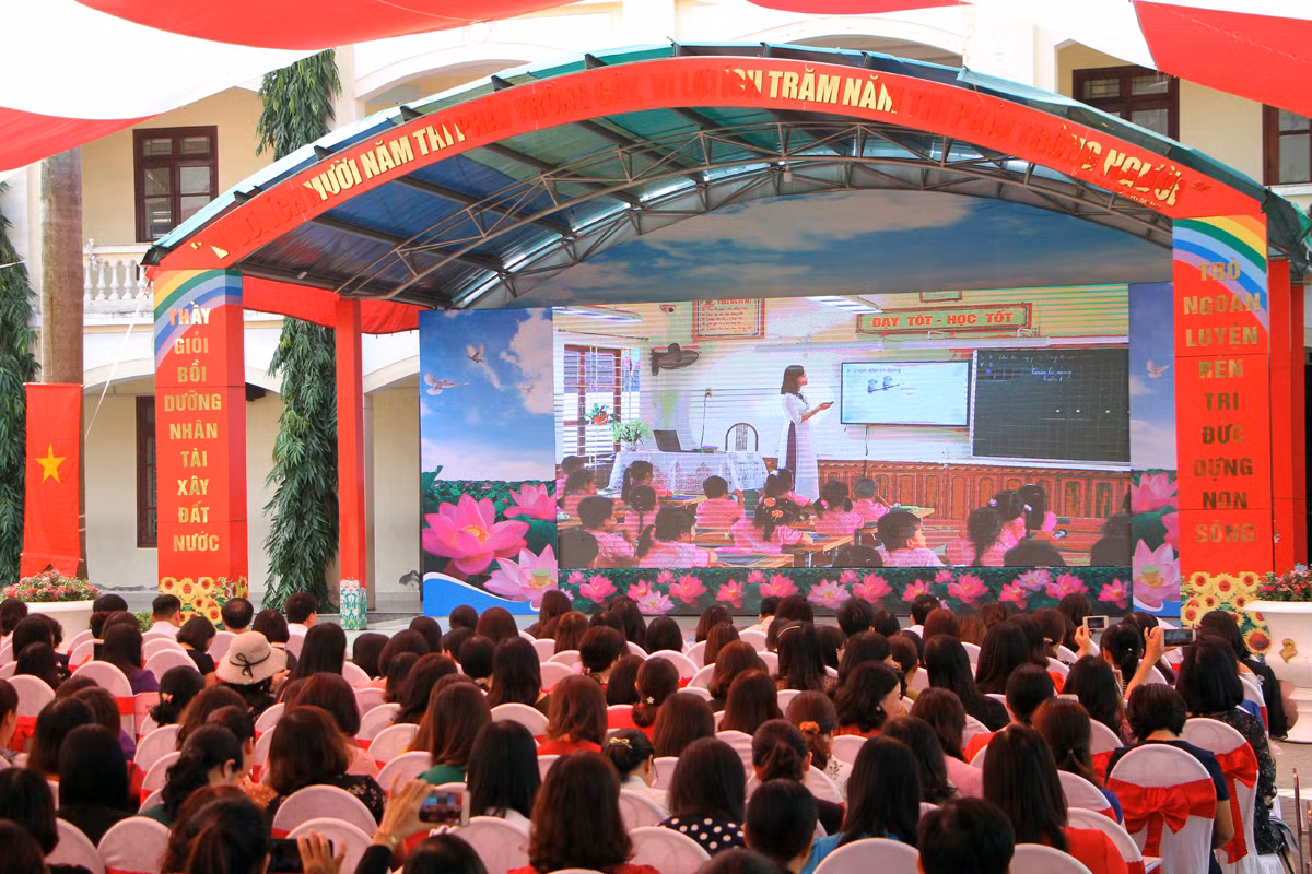 Chuyên đề của Trường Tiểu học Lê Văn Tám nhận được sự quan tâm của các nhà trường trên địa bàn Hải Phòng (Ảnh: Lã Tiến)