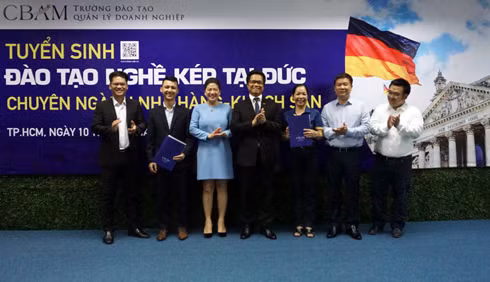 Lễ khởi động tuyển sinh đào tạo "nghề kép" tại Đức chuyên ngành nhà hàng khách sạn. (Ảnh: H.L)