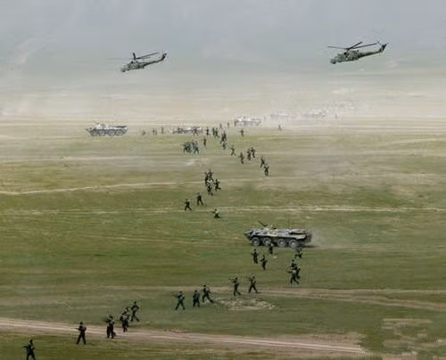 Quân đội Nga tổ chức diễn tập đột kích vào cuối tháng 2 năm 2014