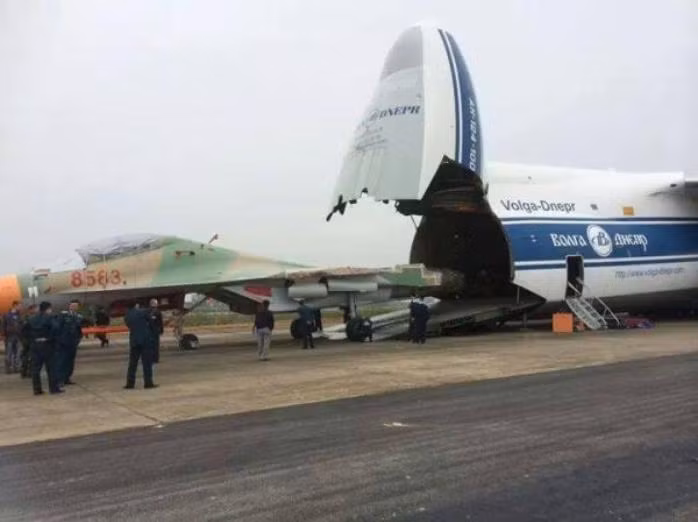 Việt Nam nhận thêm 2 máy bay chiến đấu Su-30MK2 mới nhất
