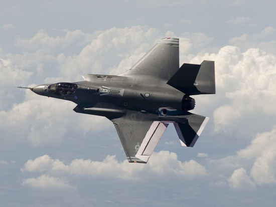 Máy bay chiến đấu F-35 do Mỹ chế tạo Máy bay chiến đấu F-35 do Mỹ chế tạo