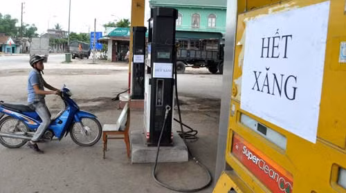 Nhiều cây xăng ở Huế đồng loạt nghỉ bán, Tin tức trong ngày, cay xang nghi ban, cay xang het hang, tang gia xang, gam hang, cay xang o hue, xang, bao, tin tuc, tin hot, tin hay