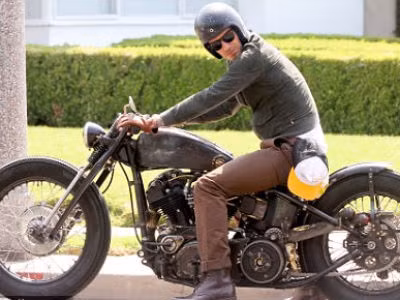 Ông Becks cũng đang cân nhắc tới việc bán chiếc mô tô phân khối lớn Harley-Davidson.