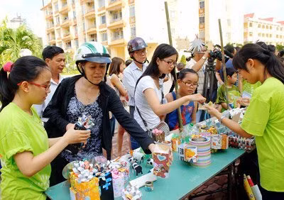 Sau một năm Luật bảo vệ người tiêu dùng đi vào thực tiễn, người tiêu dùng vẫn chưa được bảo vệ đúng mức vì thiếu kinh phí...