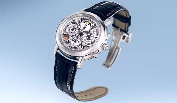 Audemars Piguet – Trị giá 780.600 USD, Bộ khung của chiếc đồng hồ được làm toàn bộ bằng titan và sáng tạo các chức năng xem lịch vạn niên, chỉ ngày, giờ, phút, giây, hẹn giờ, tuần, tuần trăng, tháng và năm nhuận. Chiếc đồng hồ cũng có chức năng nhắc việc và ghi thời gian. Audemars Piguet – Trị giá 780.600 USD, Bộ khung của chiếc đồng hồ được làm toàn bộ bằng titan và sáng tạo các chức năng xem lịch vạn niên, chỉ ngày, giờ, phút, giây, hẹn giờ, tuần, tuần trăng, tháng và năm nhuận. Chiếc đồng hồ cũng có chức năng nhắc việc và ghi thời gian.