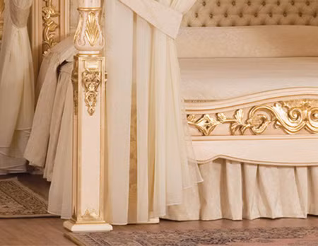 Nó mang phong cách hoàng gia Italy thời trung cổ, gợi nhớ đến một đêm tân hôn cách đây cả trăm năm trước. Nó mang phong cách hoàng gia Italy thời trung cổ, gợi nhớ đến một đêm tân hôn cách đây cả trăm năm trước.