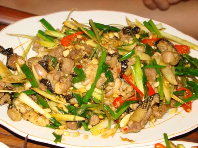 Thịt kỳ đà thường xuyên xuất hiện trên các bàn nhậu