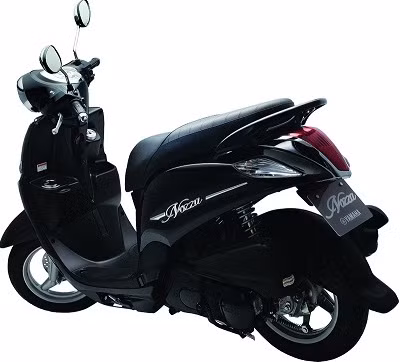Nozza màu đen vẫn được trang bị hệ thống phun xăng điện tử YMJET-Fi giúp tiết kiệm nhiên liệu tối đa, máy êm hơn và bảo vệ môi trường.