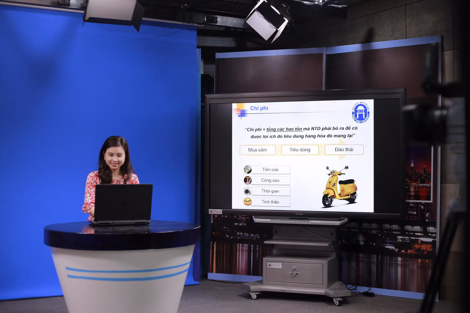 Hạ tầng công nghệ, năng lực công nghệ là một trong những tiêu chí quyết định chất lượng của đào tạo trực tuyến. (Ảnh: Trường Đại học Mở Hà Nội) Hạ tầng công nghệ, năng lực công nghệ là một trong những tiêu chí quyết định chất lượng của đào tạo trực tuyến. (Ảnh: Trường Đại học Mở Hà Nội)